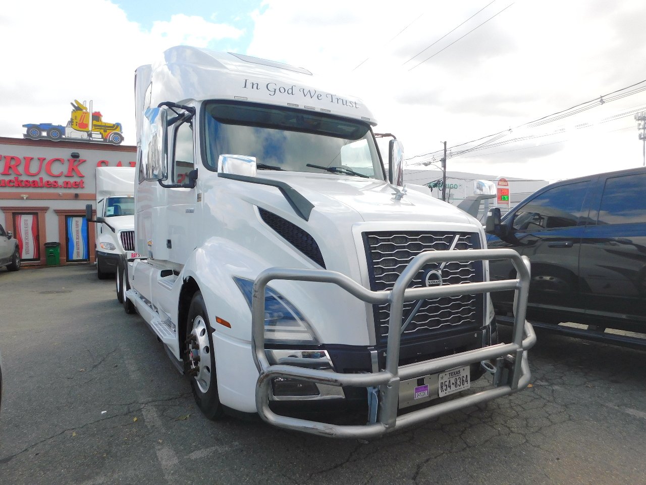 2019 VOLVO VNL-860 Tandem Axle Sleeper #1 2019 VOLVO VNL-860 Tandem Axle Sleeper #1